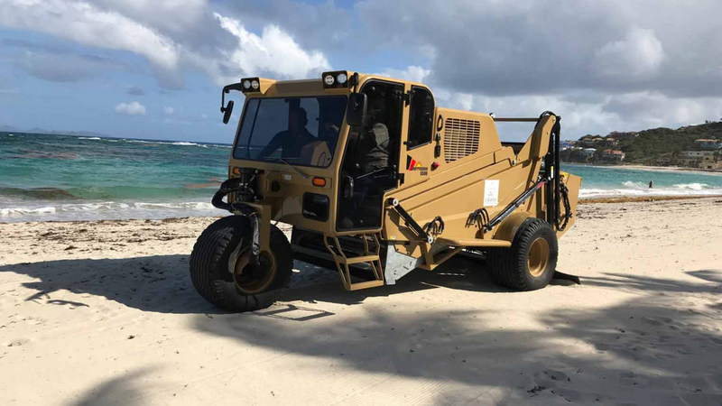 ANWB Fonds doneert voor schoonmaak stranden Sint Maarten