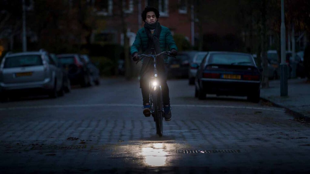 Kiezelsteen Latijns Pebish Tips voor fietsverlichting: welke fietslamp kies je? | ANWB