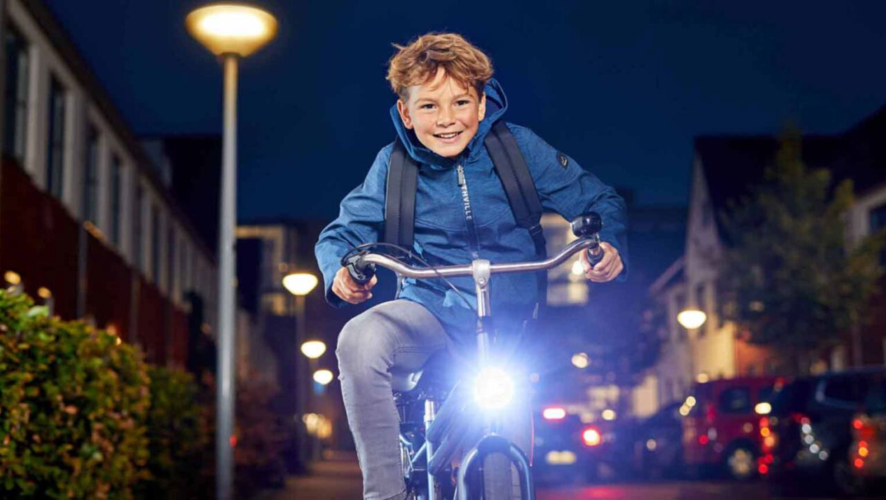 coupon zwanger bijtend Fietslampjestest: met welke fietslampjes ben je zichtbaar? | ANWB