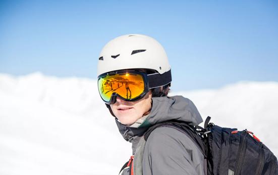 Skihelm verplicht in Italië vanaf wintersportseizoen 2025