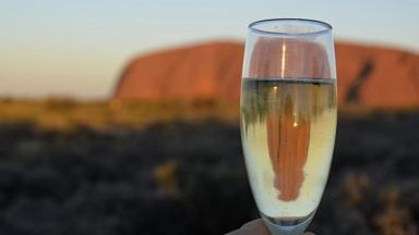 australie_ayers rock_uluru_champagne_w