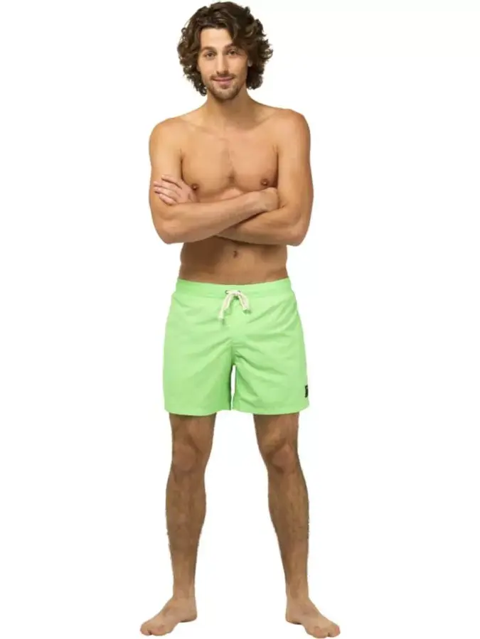 Protest short men Fast