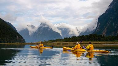 nieuw-zeeland_milford-sound_kajakken_reiziger_b.jpg