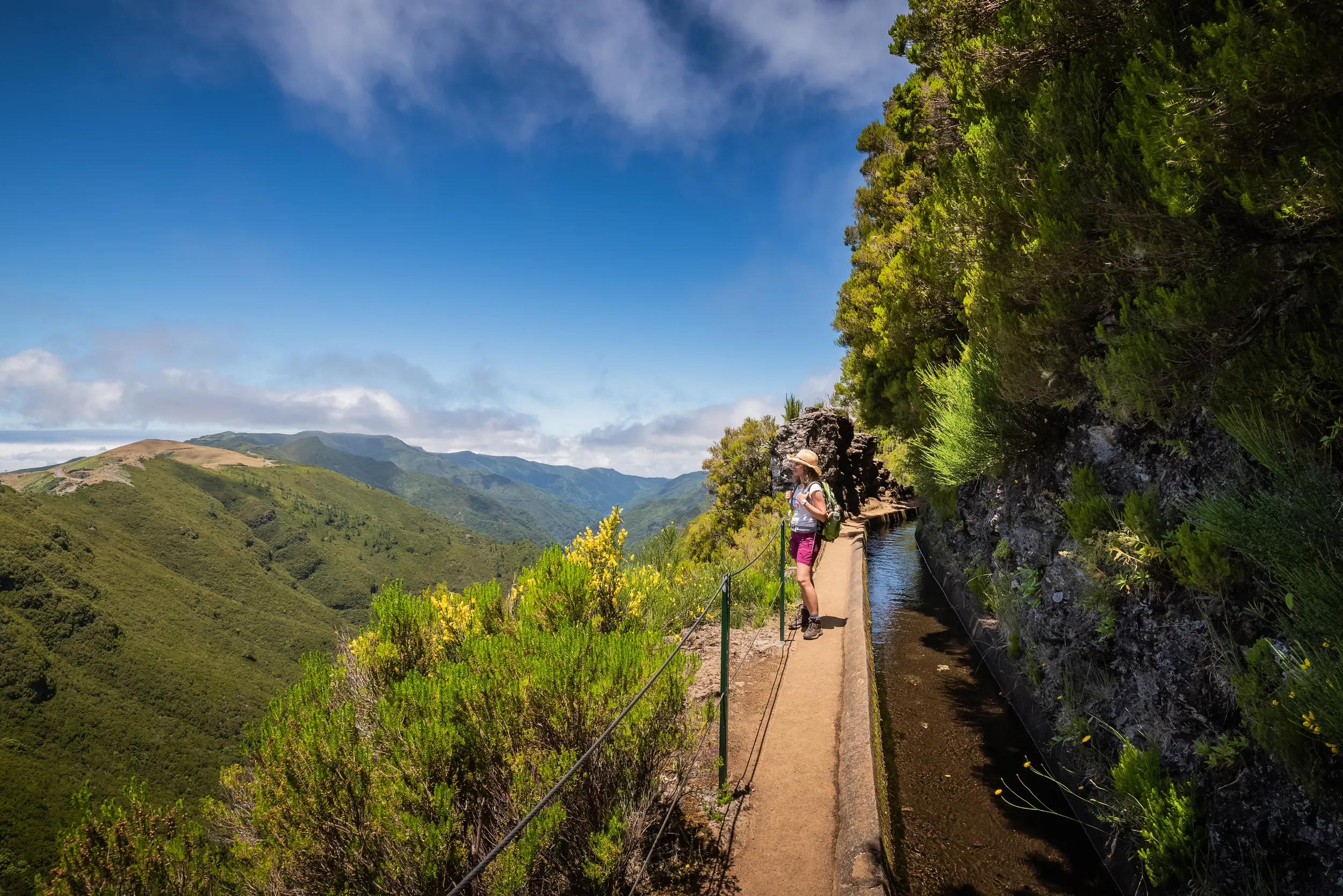 Beelden komen van Turismo do Portugal in Madeira.

Iedere foto heeft zijn eigen naam en copyright, die wij dienen te gebruiken.