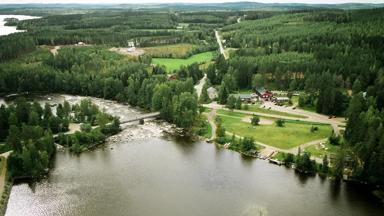 Varjola with lakeland scenery