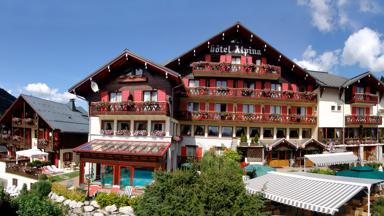 Frankrijk_Les_Gets_Hotel_Alpina_Voorkant_Hotel