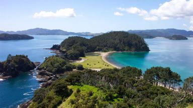 Nieuw-zeeland-bay-of-islands.jpg