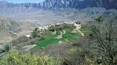 oman_jabal-akhdar_hadjargebergte_dorp_vallei_f
