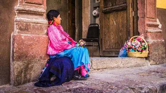 indigenous mexican woman selling dolls Santiago de Queretaro