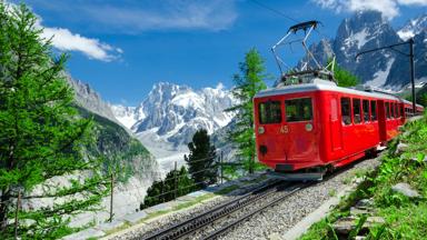 Gletsjer Mont Blanc Express, Chamonix, Frankrijk - GettyImages-694610658