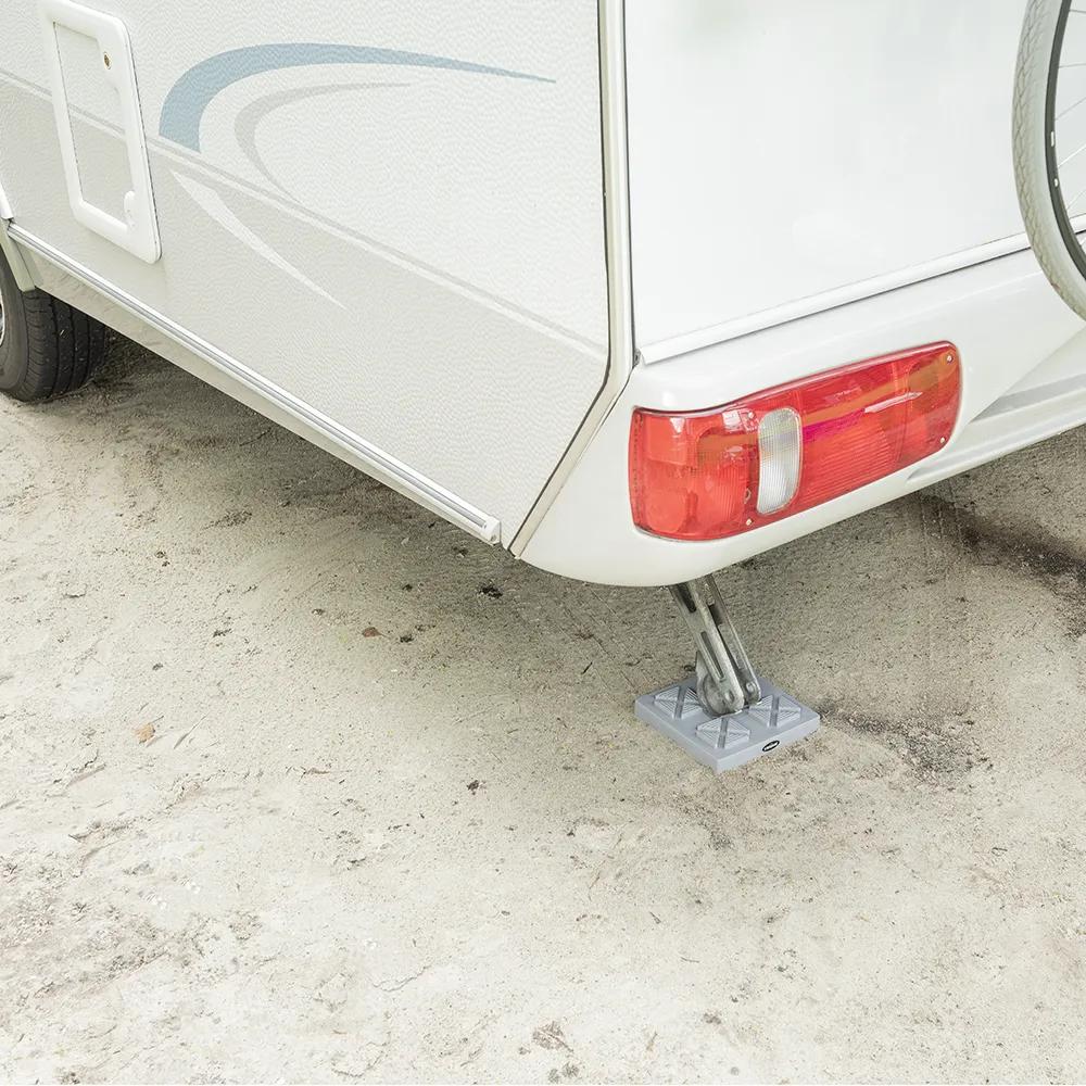 Onderlegplaten en bigfoots voor de caravan | Van den Elzen
