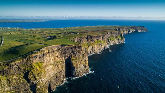 ierland_county_clare_cliffs_of_moher_luchtfoto_tourism_ireland