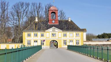 denemarken_funen_svendborg_taasinge-eiland_valdemars-slot_shutterstock-76073629