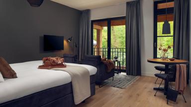 h_nederland_gelderland_velp_boutique_hotel_beekhuizen_junior_suite_frans_balkon (1)