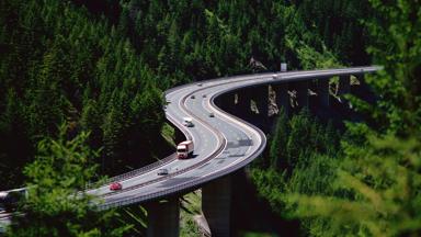 oostenrijk_tirol_brennerpas_snelweg_brug_GettyImages-583569554