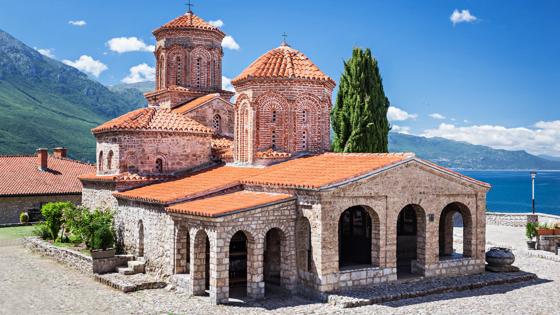 noord-macedonie_ohrid_sveti-naum_kerk_klooster_meer_shutterstock_189703580
