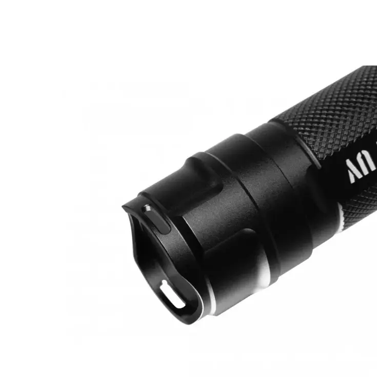 Mactronic zaklamp Tracer