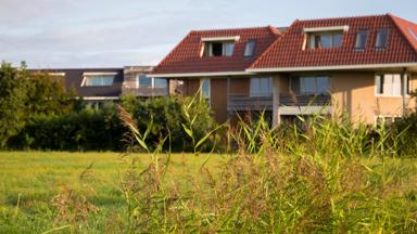 hotel_nederland_friesland_residence-terschelling-wellness-waddenresort_vooraanzicht_1