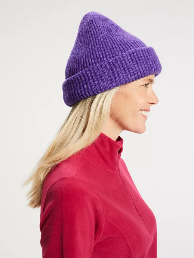 Briona - Muts - Human Nature