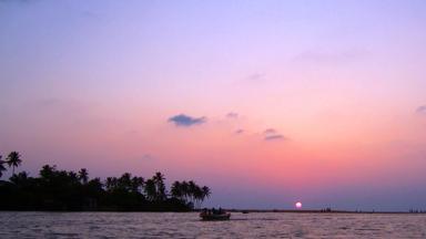 sri lanka_negombo_bootsafari_lagune_zonsondergang_groep_f(1)