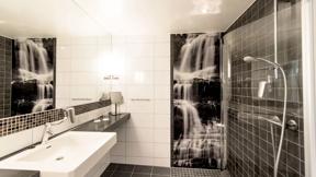 Noorwegen_Vossestrand_Myrkdalen_Mountain_Resort_Badkamer