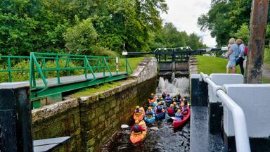 sfeer_ierland_ancient-east_county-carlow_kajak_sluis_clasganny-lough_tourism-ireland.jpg