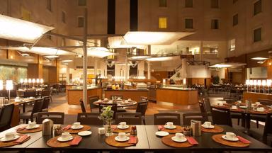 belgie_gent_holiday-inn-gent-expo_restaurant