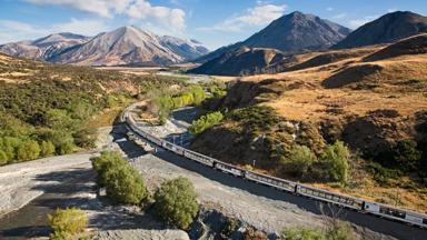 nieuw-zeeland_christchurch_tranz alpine express trein_a