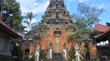 indonesie_bali_ubud_Puri Saren Agung tempel_shutterstock-1479415763