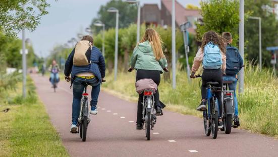 Schooltas op fiets sale