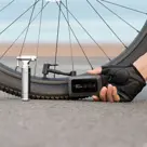 Elektrische Mini Fietspomp - 10.3 Bar