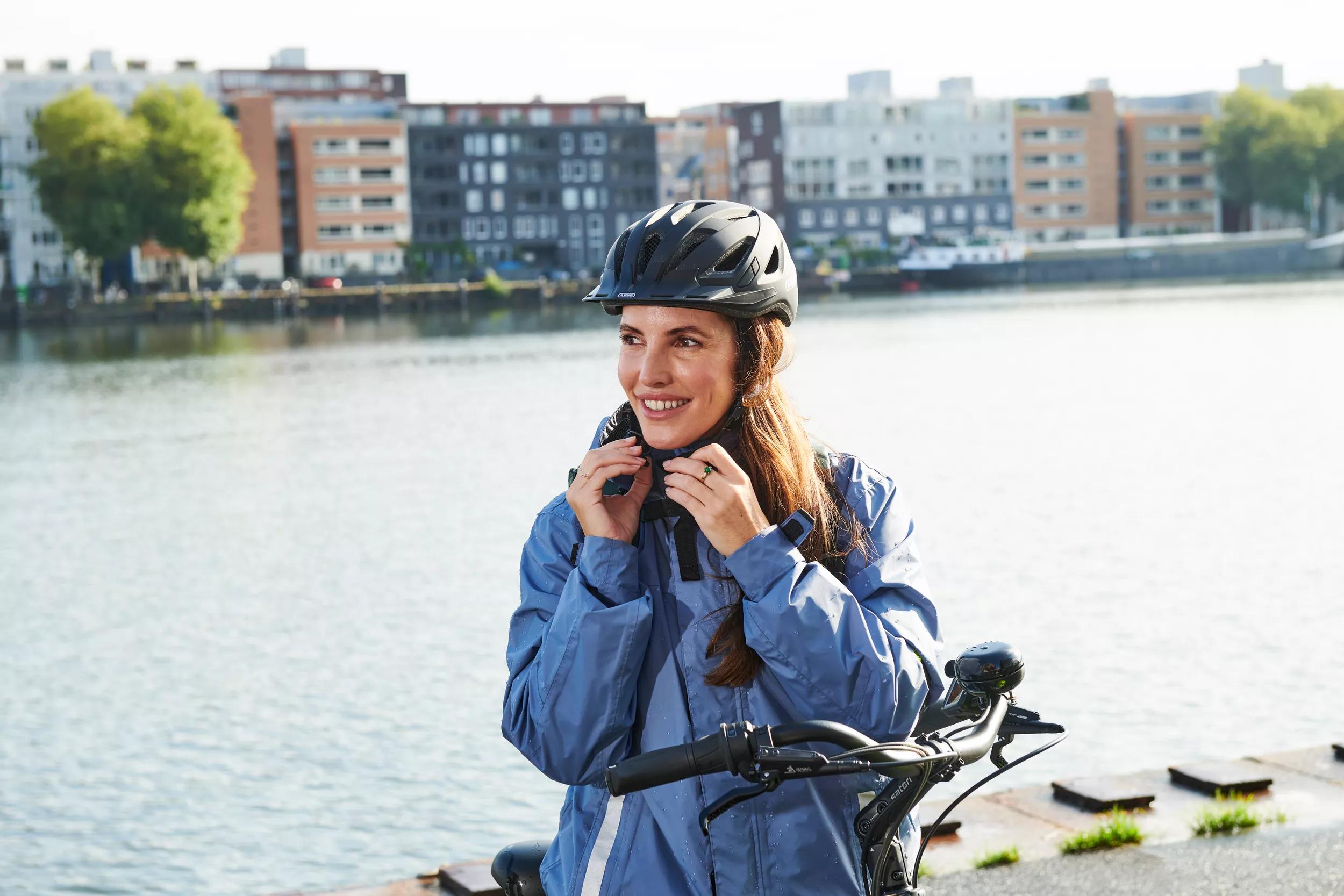 Waar moet ik op letten bij de aanschaf van een fietshelm?