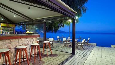 hotel_griekenland_eretria_avantissuiteshotel_beachbar