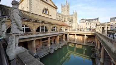 engeland_bath_romeinse baden_architectuur-standbeelden_getty