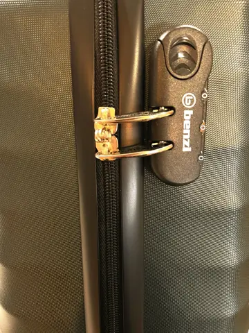 Pedro - Middelgrote koffer - 66cm - 62L - ABS