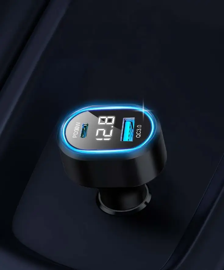 48W Autolader USB-C LED Spanningsmeter 12V