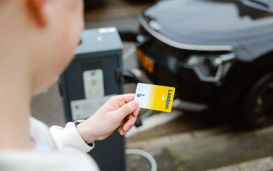 Slim Laden aan publieke laadpaal: goedkoper en duurzamer