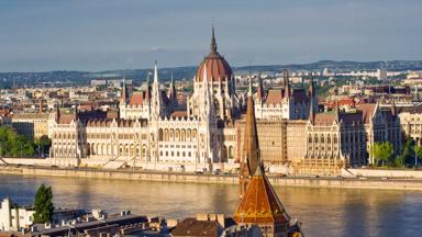 hongarije_boedapest_panorama_uitzicht-stad_shutterstock_19431646