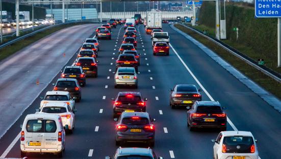 Verkeersdrukte op een snelweg