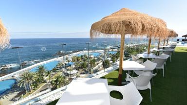 spanje_tenerife_Hotel Vallemar_rooftop cafeteria en zwembad_a