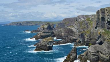 ierland_county-cork_kilmore_mizen-head_landtong_wild-atlantic-way_kust_rots_klif_landschap_zee_pixabay