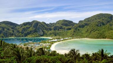 thailand_changwat krabi_phi phi-eilanden_uitzicht_b