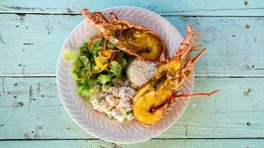 cuba_algemeen_eten_rijst_kreeft_gerecht_getty-1151798631