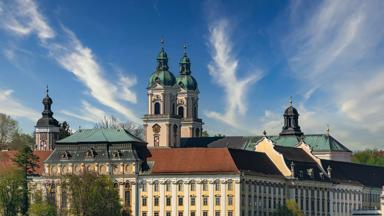 oostenrijk_opper-oostenrijk_linz_saint-florian_st-florian_sankt-florian_augustiner-chorherren-stift_klooster_getty