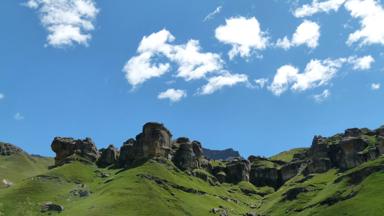 zuid-afrika_drakensbergen_sanipass_onderweg_w