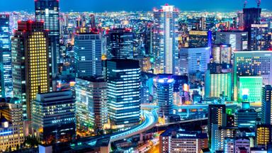 japan_honshu_osaka_stad_skyline_avond_b