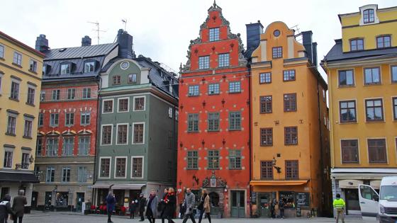 zweden_stockholm_gamla-stan_gevels_mensen_plein_pixabay
