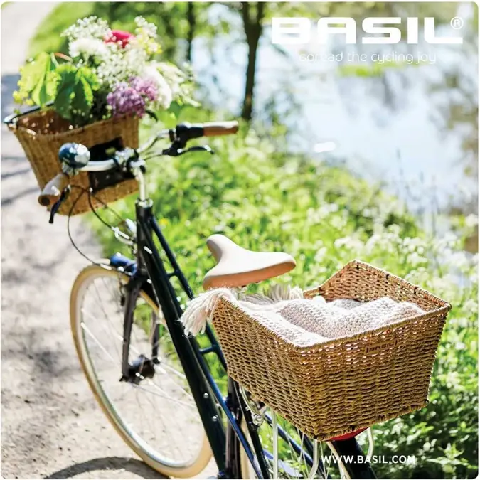 Basil Fietsmand Cento Rattan Look