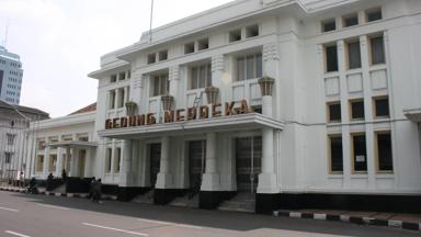 indonesie_java_bandung_art-deco-gebouw_2_f.jpg