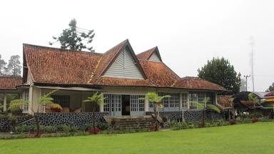 indonesie_java_bandung_malabar-theeplantage_plantage-huis_5_a.jpg